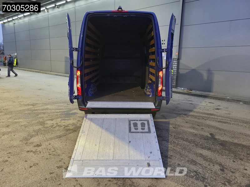 Mercedes-Benz Sprinter 316 CDI D'Hollandia Laadklep Automaat L2H2 Navi Airco Cruise Camera MBUX CarPlay APK 02-2026 Euro6 L2 Airco Cruise control - Furgon: obrázok 3 Mercedes-Benz Sprinter 316 CDI D'Hollandia Laadklep Automaat L2H2 Navi Airco Cruise Camera MBUX CarPlay APK 02-2026 Euro6 L2 Airco Cruise control - Furgon: obrázok 3