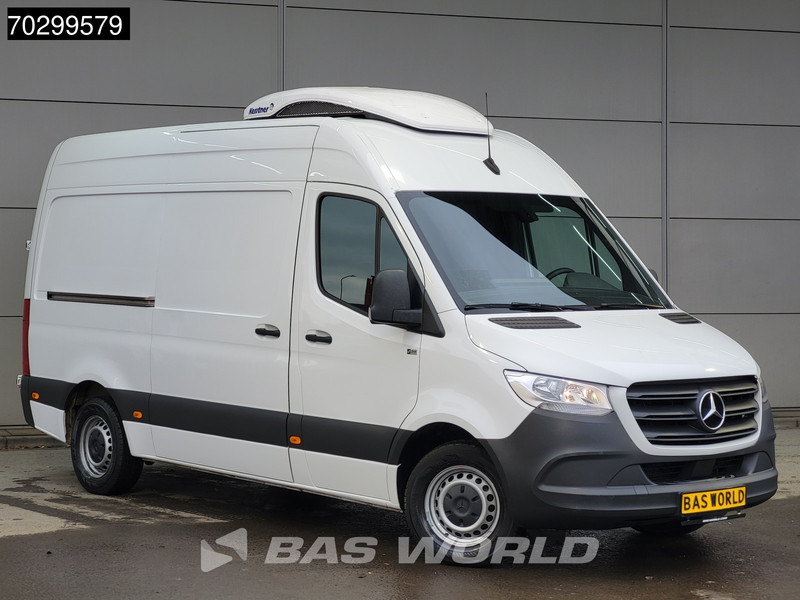 Mercedes-Benz Sprinter 316 CDI Koelwagen Kerstner 230v Stekker 160PK L2H2 Airco Camera Euro6 L2 Koel Koeler Kühl Kühler Kühlwagen Euro6 Airco - Chladiarenská dodávka: obrázok 3 Mercedes-Benz Sprinter 316 CDI Koelwagen Kerstner 230v Stekker 160PK L2H2 Airco Camera Euro6 L2 Koel Koeler Kühl Kühler Kühlwagen Euro6 Airco - Chladiarenská dodávka: obrázok 3