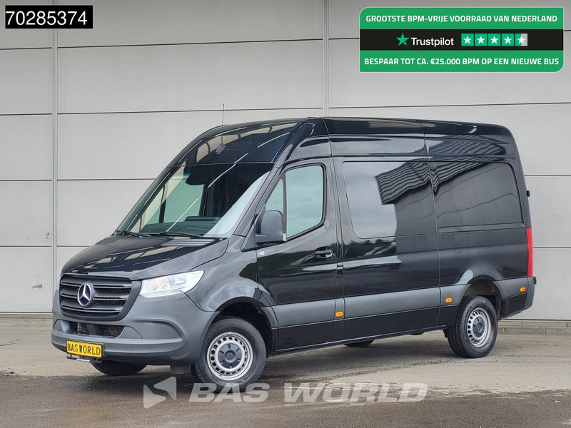Mercedes-Benz Sprinter 317 CDI Automaat 3,5t Trekhaak L2H2 170PK Airco Camera MBUX Euro6 L2 12m3 Airco Trekhaak - Furgon: obrázok 1 Mercedes-Benz Sprinter 317 CDI Automaat 3,5t Trekhaak L2H2 170PK Airco Camera MBUX Euro6 L2 12m3 Airco Trekhaak - Furgon: obrázok 1