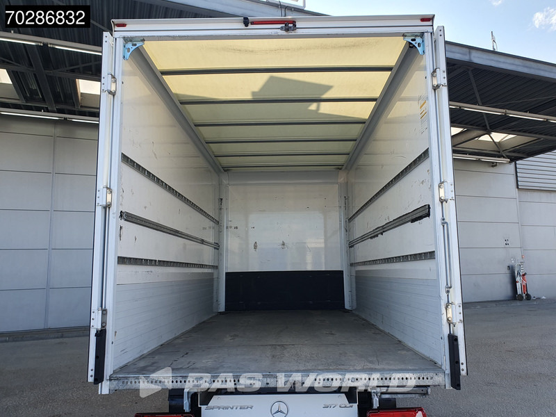 Mercedes-Benz Sprinter 317 CDI Automaat Bakwagen Achterdeuren Airco Camera Euro6 Meubelbak Koffer 21m3 Airco - Dodávka skriňová nadstavba: obrázok 3 Mercedes-Benz Sprinter 317 CDI Automaat Bakwagen Achterdeuren Airco Camera Euro6 Meubelbak Koffer 21m3 Airco - Dodávka skriňová nadstavba: obrázok 3