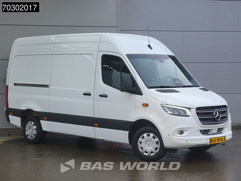 Mercedes-Benz Sprinter 317 CDI Automaat L2H2 Trekhaak 170PK LED Xenon ACC Navi Airco Cruise Camera Parkeersensoren 10inch MBUX CarPlay Euro6 L2 Airco T - Furgon: obrázok 3 Mercedes-Benz Sprinter 317 CDI Automaat L2H2 Trekhaak 170PK LED Xenon ACC Navi Airco Cruise Camera Parkeersensoren 10inch MBUX CarPlay Euro6 L2 Airco T - Furgon: obrázok 3