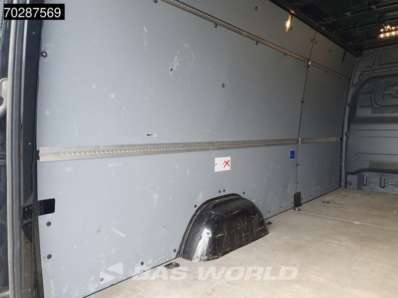Mercedes-Benz Sprinter 317 CDI Automaat L3H2 3500KG Trekhaak 170PK Airco Camera Parkeersensoren MBUX CarPlay Euro6 L3 15m3 Airco Trekhaak - Furgon: obrázok 3 Mercedes-Benz Sprinter 317 CDI Automaat L3H2 3500KG Trekhaak 170PK Airco Camera Parkeersensoren MBUX CarPlay Euro6 L3 15m3 Airco Trekhaak - Furgon: obrázok 3