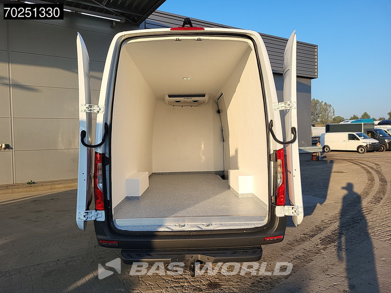 Mercedes-Benz Sprinter 317 CDI L3H2 Koelwagen Thermo King V-200 MAX 230V Stekker Trekhaak Airco Cruise Camera Navi Koeler Koel Kühlwagen 12m3 Airco Tre - Chladiarenská dodávka: obrázok 3 Mercedes-Benz Sprinter 317 CDI L3H2 Koelwagen Thermo King V-200 MAX 230V Stekker Trekhaak Airco Cruise Camera Navi Koeler Koel Kühlwagen 12m3 Airco Tre - Chladiarenská dodávka: obrázok 3