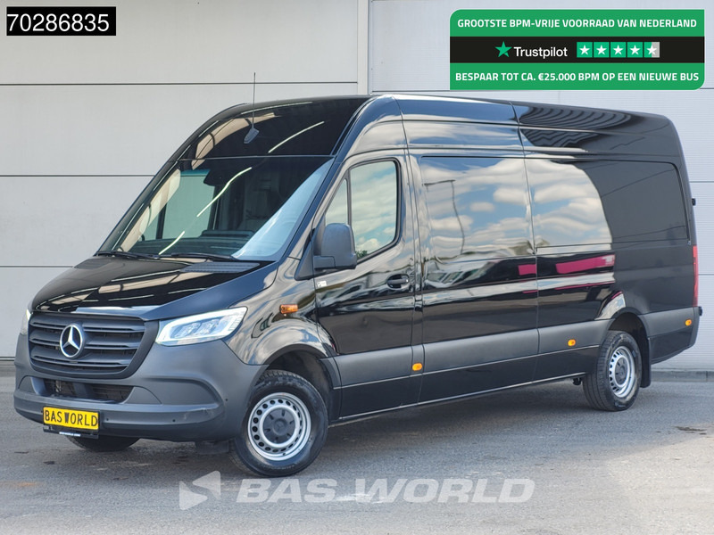 Mercedes-Benz Sprinter 319 CDI Automaat 190PK Trekhaak LED Airco Camera Parkeersensoren MBUX CarPlay Euro6 L3 16m3 Airco Trekhaak - Furgon: obrázok 1 Mercedes-Benz Sprinter 319 CDI Automaat 190PK Trekhaak LED Airco Camera Parkeersensoren MBUX CarPlay Euro6 L3 16m3 Airco Trekhaak - Furgon: obrázok 1