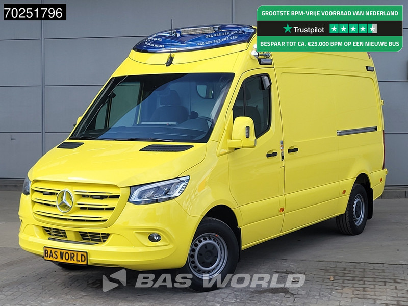 Mercedes-Benz Sprinter 319 CDI Automaat L2H2 New! Ambulance Ziekenwagen Rettungswagen Krankenwagen 10m3 Airco Cruise control - Sanitka: obrázok 1 Mercedes-Benz Sprinter 319 CDI Automaat L2H2 New! Ambulance Ziekenwagen Rettungswagen Krankenwagen 10m3 Airco Cruise control - Sanitka: obrázok 1