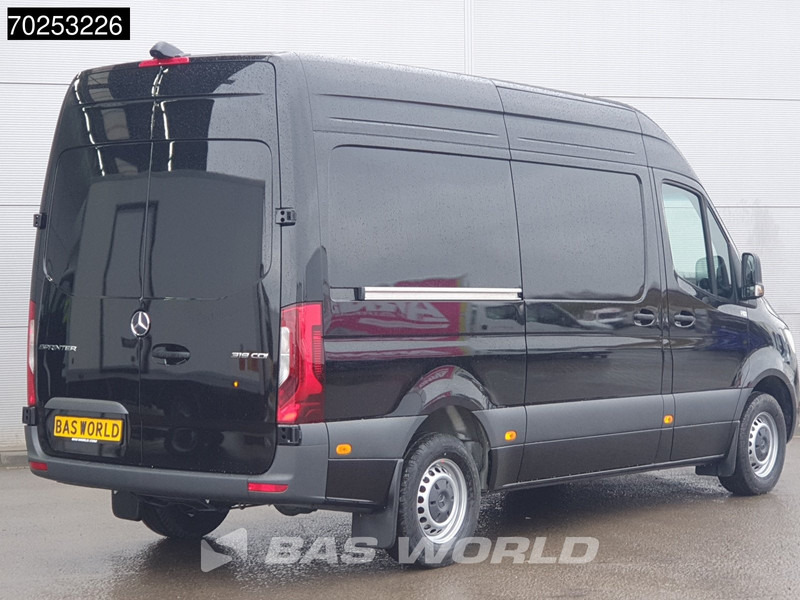 Mercedes-Benz Sprinter 319 CDI Automaat L2H2 model 2025 Camera MBUX LED Airco Cruise 11m3 Airco Cruise control - Furgon: obrázok 5 Mercedes-Benz Sprinter 319 CDI Automaat L2H2 model 2025 Camera MBUX LED Airco Cruise 11m3 Airco Cruise control - Furgon: obrázok 5