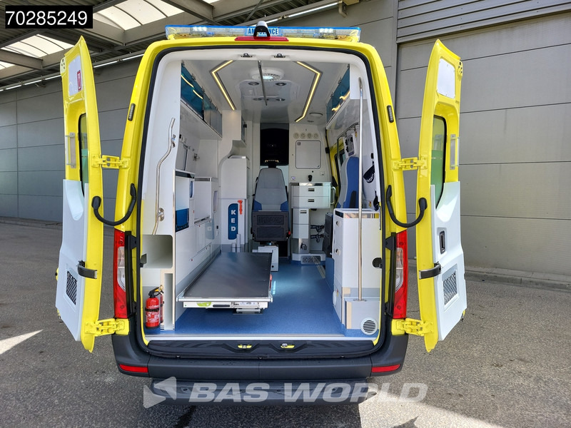 Mercedes-Benz Sprinter 319 CDI Automaat Nieuw! Complete Ambulance Ziekenwagen Rettungswagen Krankenwagen 11m3 Airco Cruise control - Sanitka: obrázok 3 Mercedes-Benz Sprinter 319 CDI Automaat Nieuw! Complete Ambulance Ziekenwagen Rettungswagen Krankenwagen 11m3 Airco Cruise control - Sanitka: obrázok 3