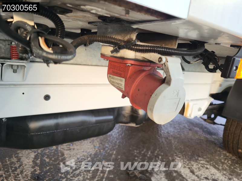 Leasing Mercedes-Benz Sprinter 515 CDI Bi-Temp Koelwagen Vriezer Achterdeuren Zijdeur Dubbellucht Carrier Xarios 5 380V Stekker 150PK Airco MBUX CarPlay Euro6 Mercedes-Benz Sprinter 515 CDI Bi-Temp Koelwagen Vriezer Achterdeuren Zijdeur Dubbellucht Carrier Xarios 5 380V Stekker 150PK Airco MBUX CarPlay Euro6: obrázok 9