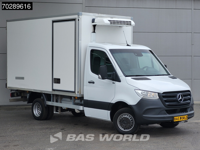 Mercedes-Benz Sprinter 515 CDI Koelwagen Dubbellucht Zijdeur Thermo King 230v-Stekker Airco Cruise Euro6 Koel Koeler Kühl Kühler Kühlwagen Bakwagen Gek - Chladiarenská dodávka: obrázok 3 Mercedes-Benz Sprinter 515 CDI Koelwagen Dubbellucht Zijdeur Thermo King 230v-Stekker Airco Cruise Euro6 Koel Koeler Kühl Kühler Kühlwagen Bakwagen Gek - Chladiarenská dodávka: obrázok 3