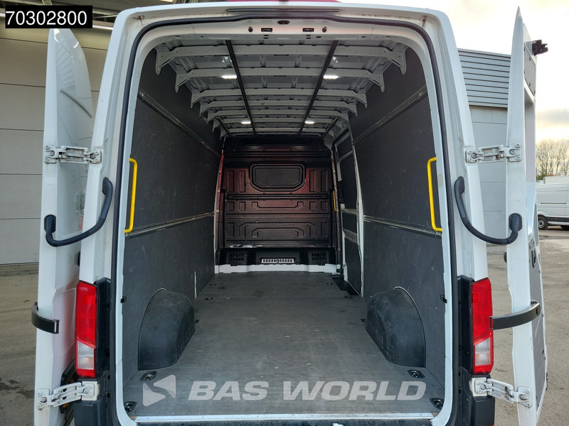 Volkswagen Crafter 177pk Automaat 180PK L4H3 Airco Cruise Parkeersensoren Euro6 L3H2 Airco Cruise control - Furgon: obrázok 5 Volkswagen Crafter 177pk Automaat 180PK L4H3 Airco Cruise Parkeersensoren Euro6 L3H2 Airco Cruise control - Furgon: obrázok 5