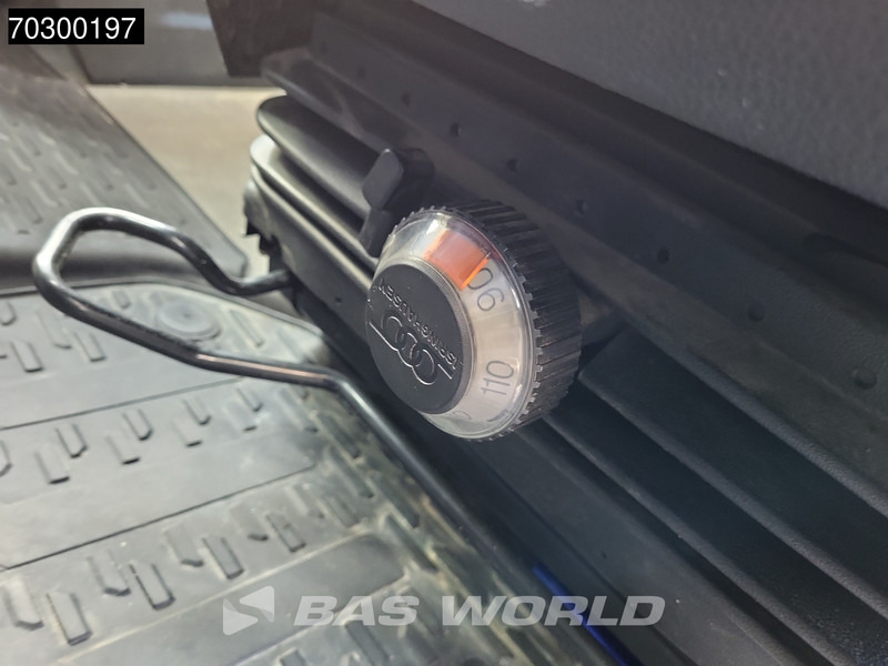 Leasing Volkswagen Crafter 177pk Kipper met Kist Dubbel Cabine Dubbellucht 3,5t Trekhaak Navi Airco Cruise Euro6 Tipper Benne Kieper Airco Trekhaak Cruise Volkswagen Crafter 177pk Kipper met Kist Dubbel Cabine Dubbellucht 3,5t Trekhaak Navi Airco Cruise Euro6 Tipper Benne Kieper Airco Trekhaak Cruise: obrázok 20 Leasing Volkswagen Crafter 177pk Kipper met Kist Dubbel Cabine Dubbellucht 3,5t Trekhaak Navi Airco Cruise Euro6 Tipper Benne Kieper Airco Trekhaak Cruise Volkswagen Crafter 177pk Kipper met Kist Dubbel Cabine Dubbellucht 3,5t Trekhaak Navi Airco Cruise Euro6 Tipper Benne Kieper Airco Trekhaak Cruise: obrázok 20