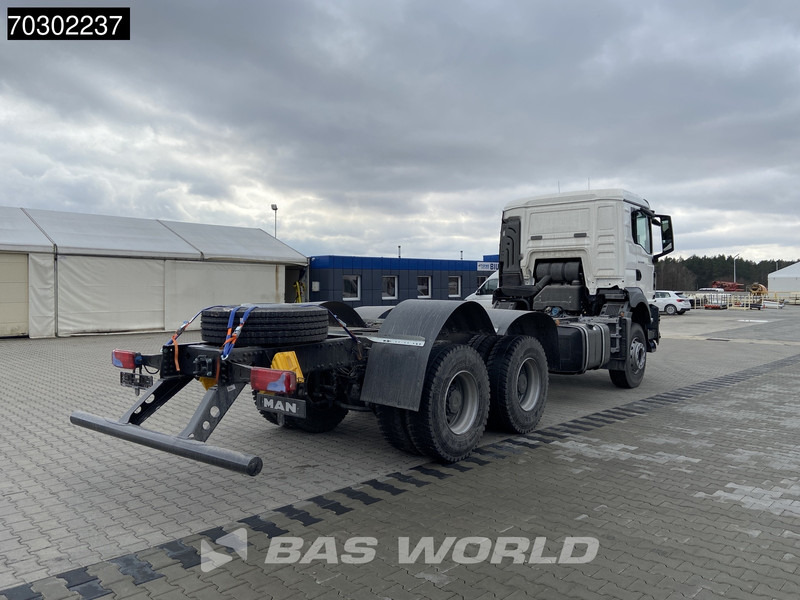 MAN TGS 33.400 6X4 NEW 6x4 chassis Big-Axle Manual Airco EURO 2 - Podvozek s kabinou: obrázok 5 MAN TGS 33.400 6X4 NEW 6x4 chassis Big-Axle Manual Airco EURO 2 - Podvozek s kabinou: obrázok 5