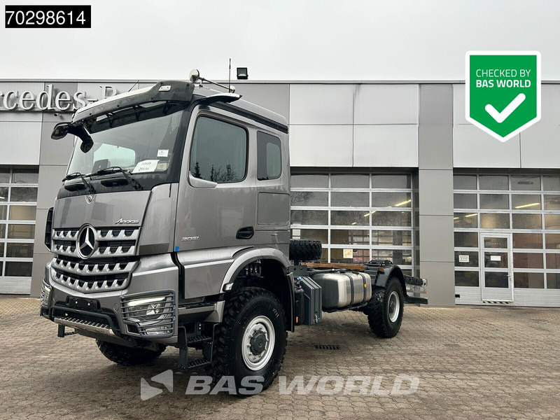 Mercedes-Benz Acrocs 2051 Arocs 4X4 NEW 4x4 chassis! Camper base Steel suspension Big-Axle Automatic Euro 6 - Podvozek s kabinou: obrázok 1 Mercedes-Benz Acrocs 2051 Arocs 4X4 NEW 4x4 chassis! Camper base Steel suspension Big-Axle Automatic Euro 6 - Podvozek s kabinou: obrázok 1