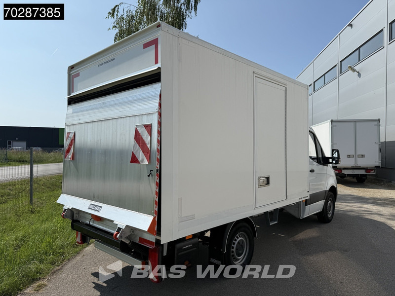 Mercedes-Benz Sprinter 317 CDI Laadklep Zijdeur Bakwagen Airco Cruise MBUX CarPlay D'Hollandia Euro6 Meubelbak Koffer 15m3 A/C Cruise control - Dodávka skriňová nadstavba: obrázok 5 Mercedes-Benz Sprinter 317 CDI Laadklep Zijdeur Bakwagen Airco Cruise MBUX CarPlay D'Hollandia Euro6 Meubelbak Koffer 15m3 A/C Cruise control - Dodávka skriňová nadstavba: obrázok 5