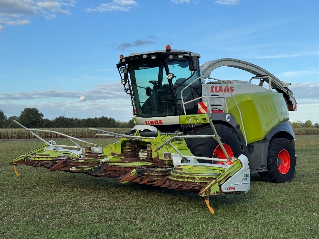 Claas Jaguar 950 Allrad + Claas Orbis 750 - Samohybná rezačka: obrázok 3 Claas Jaguar 950 Allrad + Claas Orbis 750 - Samohybná rezačka: obrázok 3