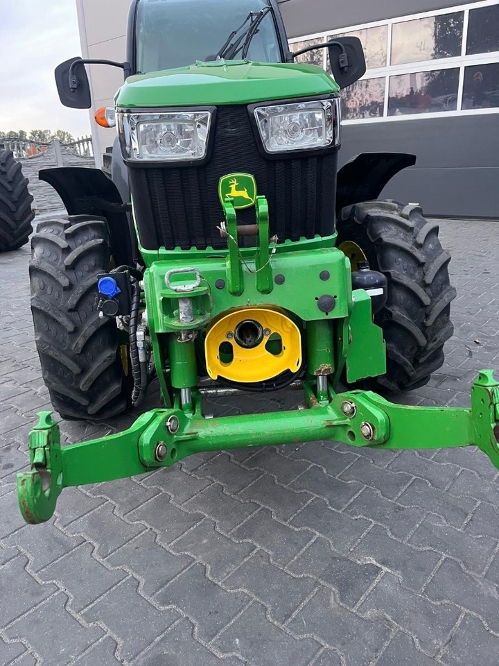 John Deere 5090 GL - Traktor: obrázok 3 John Deere 5090 GL - Traktor: obrázok 3