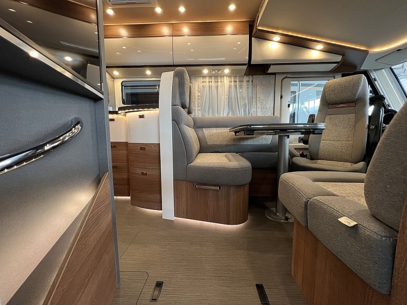 Carthago C2 Tourer I 148 RB-QB "K" - Integrované obytné auto: obrázok 4 Carthago C2 Tourer I 148 RB-QB "K" - Integrované obytné auto: obrázok 4