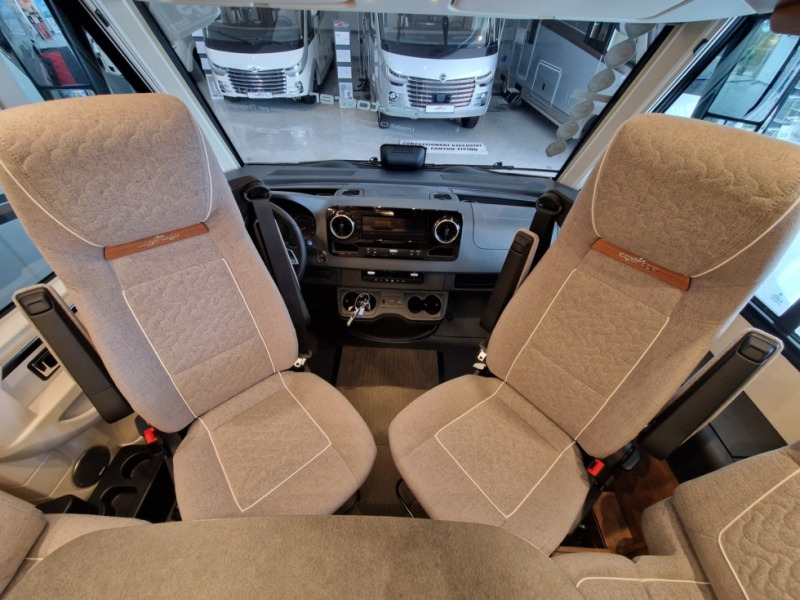 Carthago Carthago C2 Tourer I Mercedes 145 RB-LE - Integrované obytné auto: obrázok 5 Carthago Carthago C2 Tourer I Mercedes 145 RB-LE - Integrované obytné auto: obrázok 5