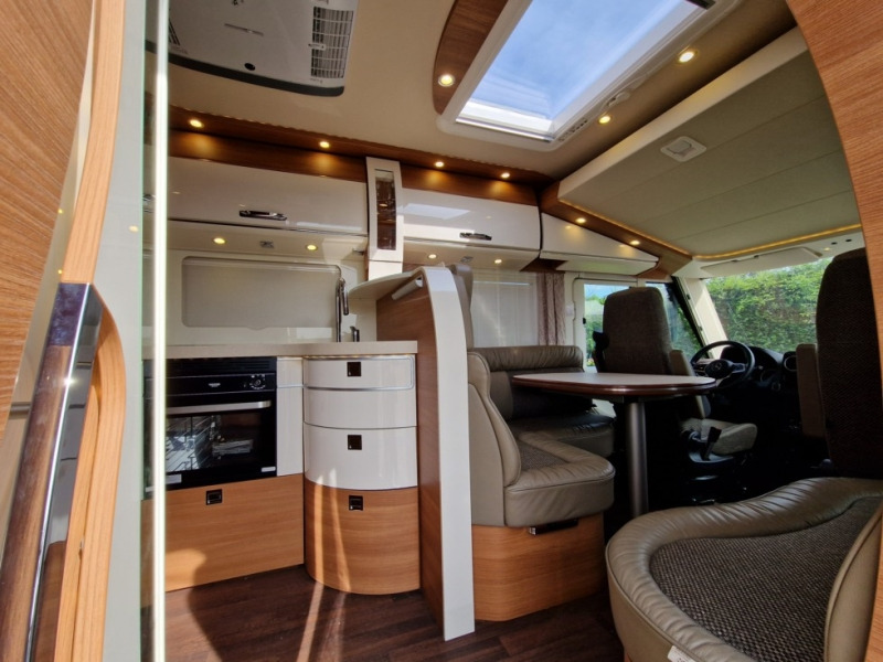 Carthago Chic C-Line I 5.9 XL LE - Integrované obytné auto: obrázok 4 Carthago Chic C-Line I 5.9 XL LE - Integrované obytné auto: obrázok 4