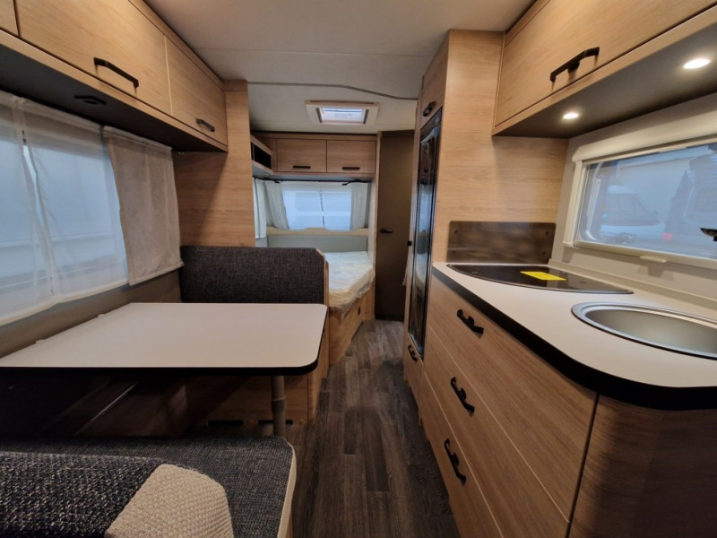 Weinsberg CaraOne 500 FDK - Obytný príves: obrázok 5 Weinsberg CaraOne 500 FDK - Obytný príves: obrázok 5