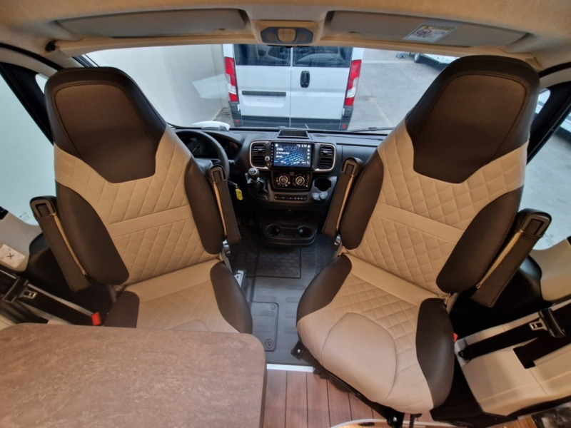 Nový Obytný van Weinsberg Carabus 540 MQ Edition Fire: obrázok 6