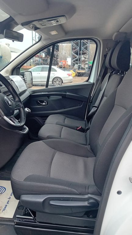 Minibus, Mikrobus Renault Trafic Combi L2H1 3,0t Life: obrázok 13 Minibus, Mikrobus Renault Trafic Combi L2H1 3,0t Life: obrázok 13