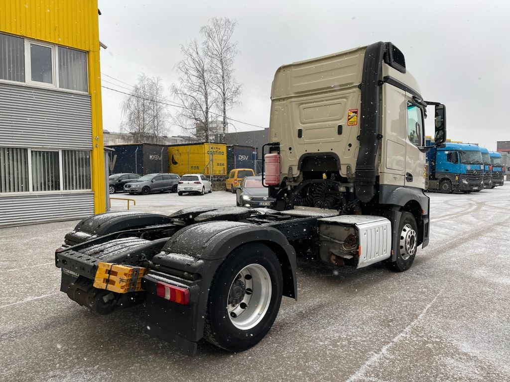 Mercedes-Benz Actros 1843 ADR 7 unit - Ťahač: obrázok 3 Mercedes-Benz Actros 1843 ADR 7 unit - Ťahač: obrázok 3