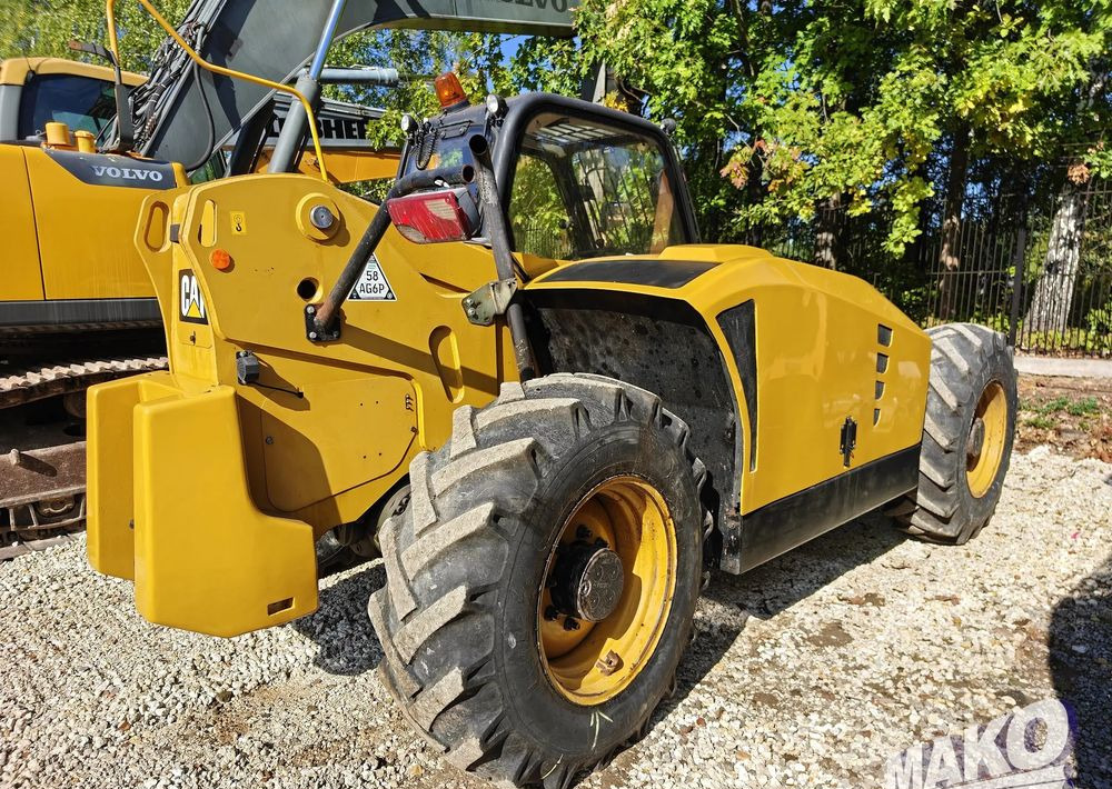 Caterpillar TH407 - Teleskopický nakladač: obrázok 5 Caterpillar TH407 - Teleskopický nakladač: obrázok 5