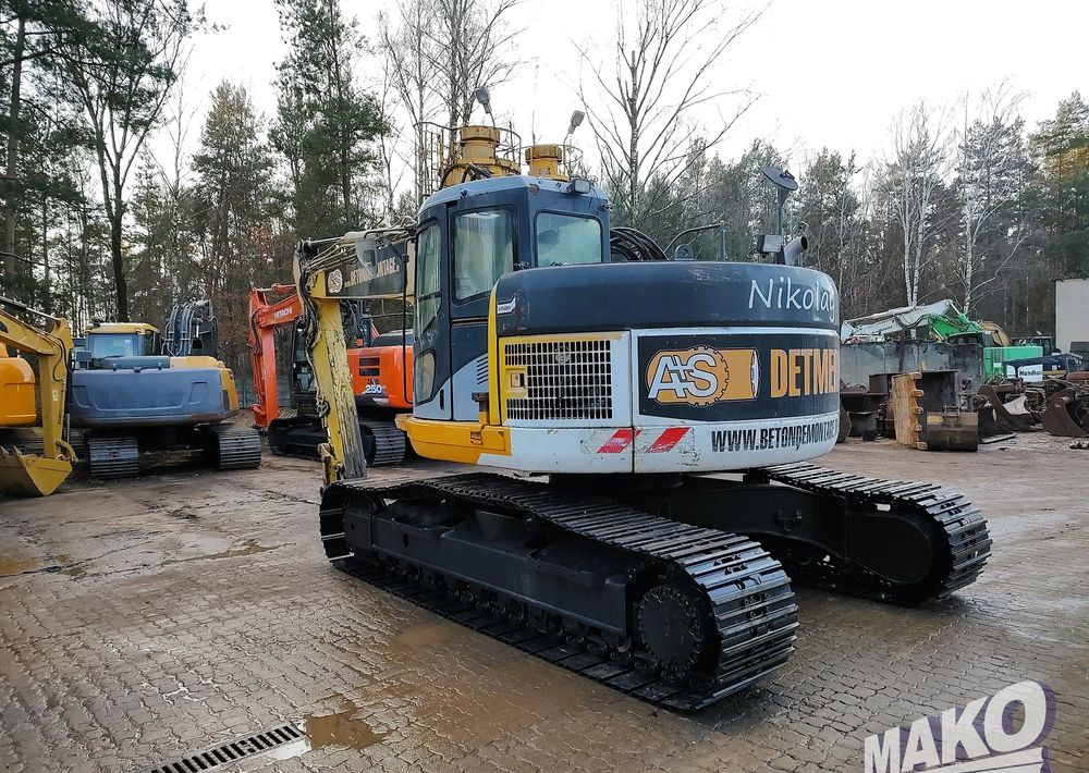 Komatsu PC228USLC-3 - Pásové rýpadlo: obrázok 2 Komatsu PC228USLC-3 - Pásové rýpadlo: obrázok 2
