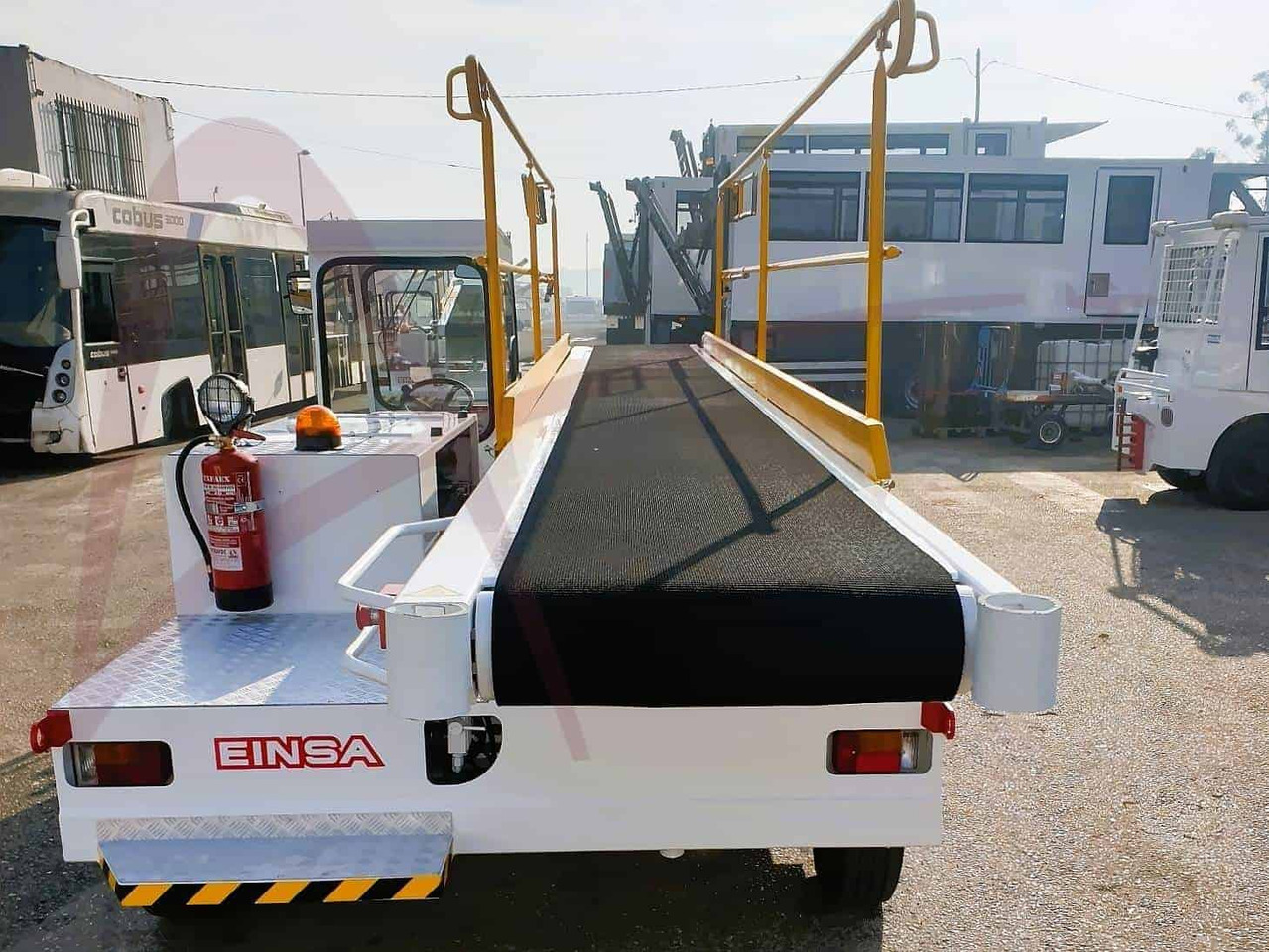 EINSA CDA-14B - Vozidlo s dopravným pásom: obrázok 3 EINSA CDA-14B - Vozidlo s dopravným pásom: obrázok 3