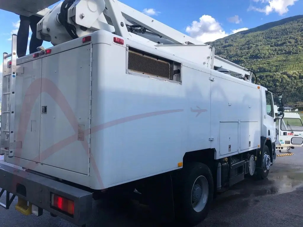 FMC LMD 2000 - Odmrazovač lietadiel: obrázok 3 FMC LMD 2000 - Odmrazovač lietadiel: obrázok 3