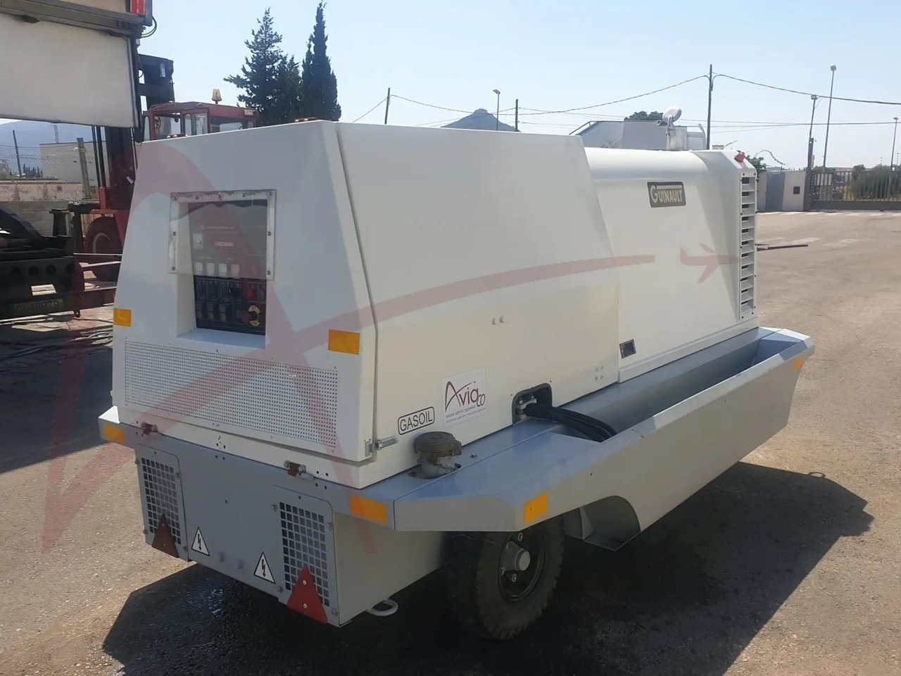 GUINAULT GA120V18D2100 - Pozemná energetická jednotka: obrázok 4 GUINAULT GA120V18D2100 - Pozemná energetická jednotka: obrázok 4