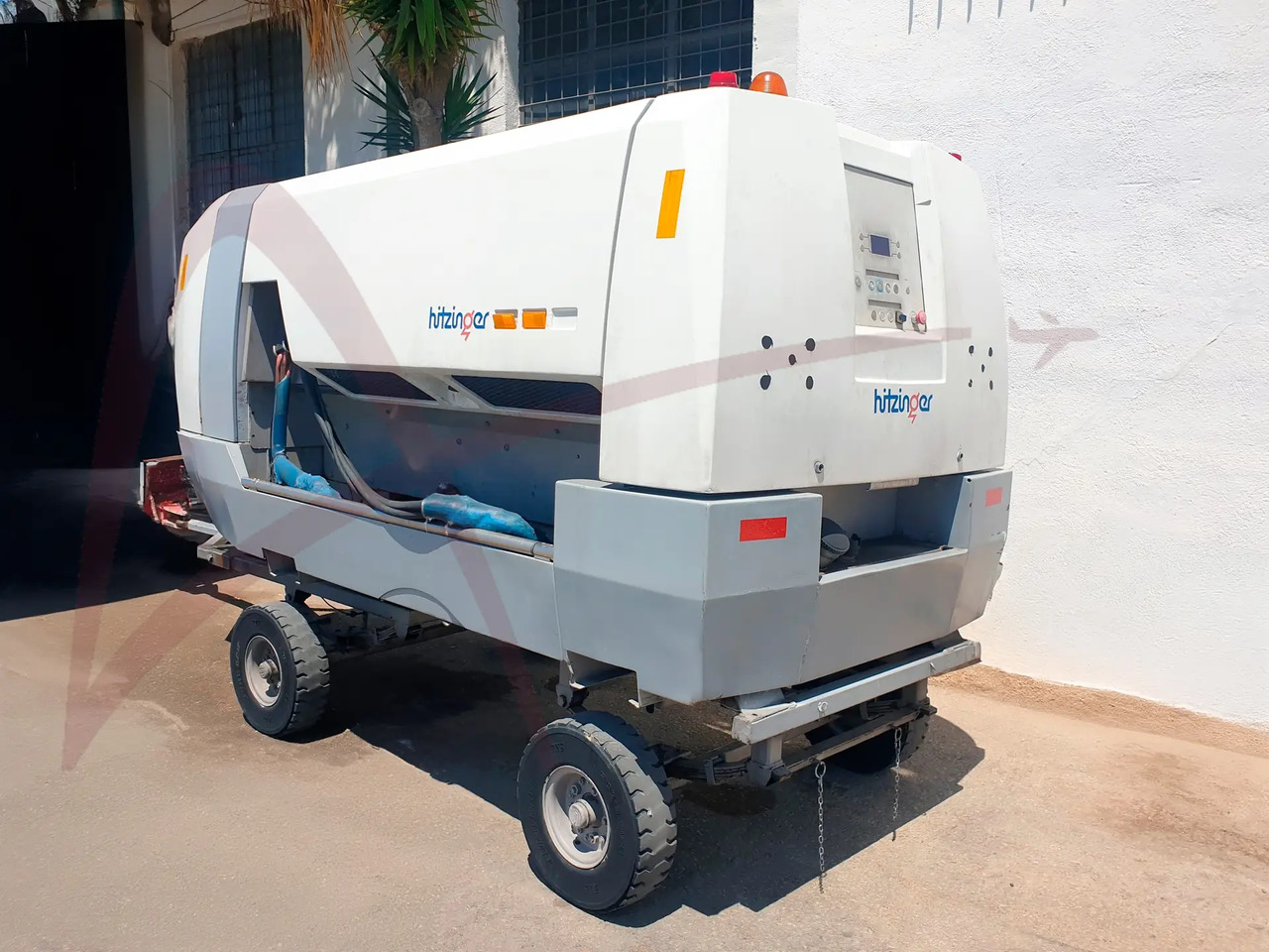 HITZINGER GPU-140SD-E18-28 - Pozemná energetická jednotka: obrázok 3 HITZINGER GPU-140SD-E18-28 - Pozemná energetická jednotka: obrázok 3