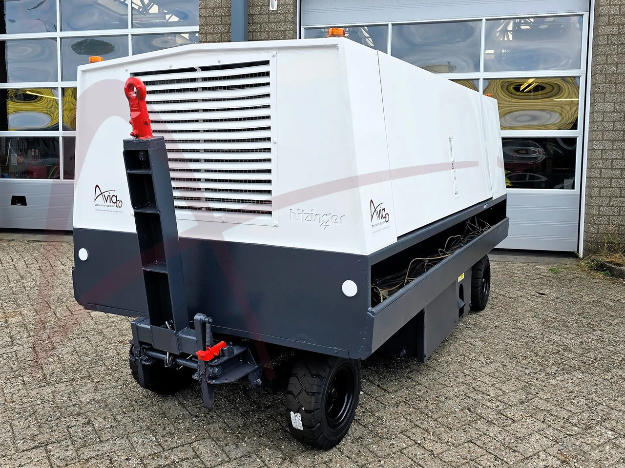 HITZINGER GPU120D - Pozemná energetická jednotka: obrázok 2 HITZINGER GPU120D - Pozemná energetická jednotka: obrázok 2