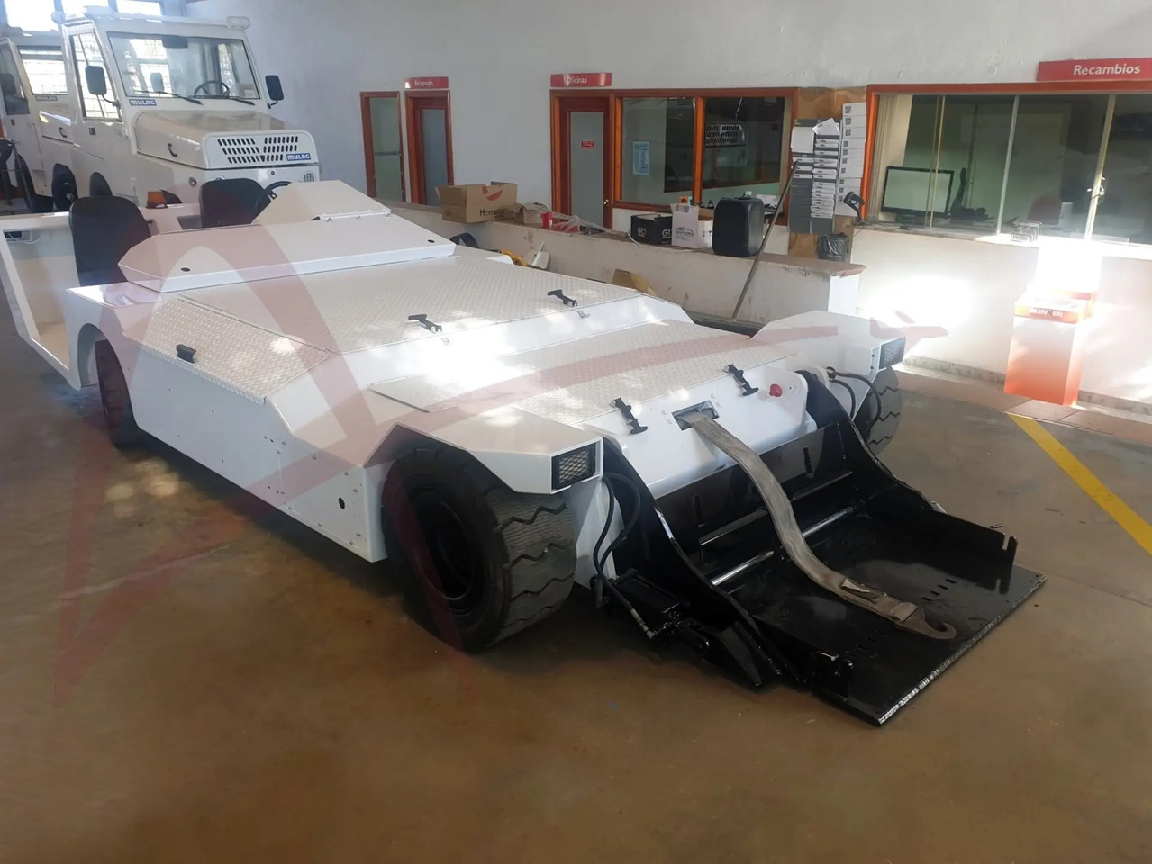 LEKTRO AP8950SD - Ťahač lietadiel: obrázok 2 LEKTRO AP8950SD - Ťahač lietadiel: obrázok 2