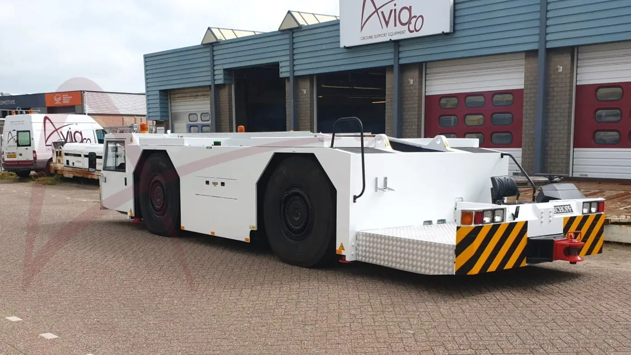 SCHOPF F396E - Ťahač lietadiel: obrázok 3 SCHOPF F396E - Ťahač lietadiel: obrázok 3