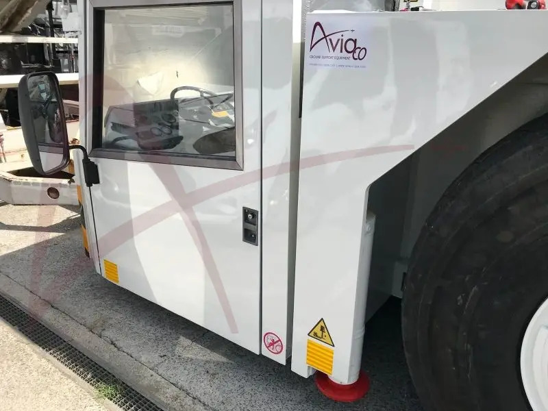 SCHOPF F396W - Ťahač lietadiel: obrázok 2 SCHOPF F396W - Ťahač lietadiel: obrázok 2