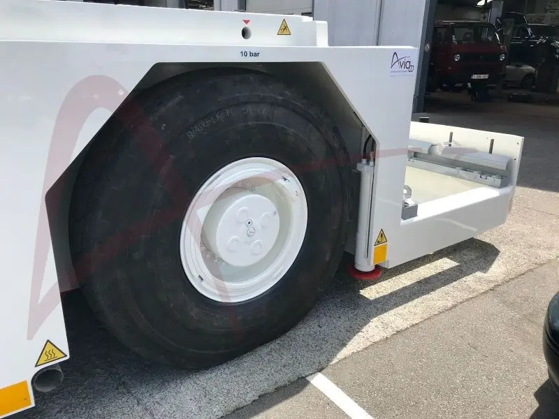 SCHOPF F396W - Ťahač lietadiel: obrázok 5 SCHOPF F396W - Ťahač lietadiel: obrázok 5