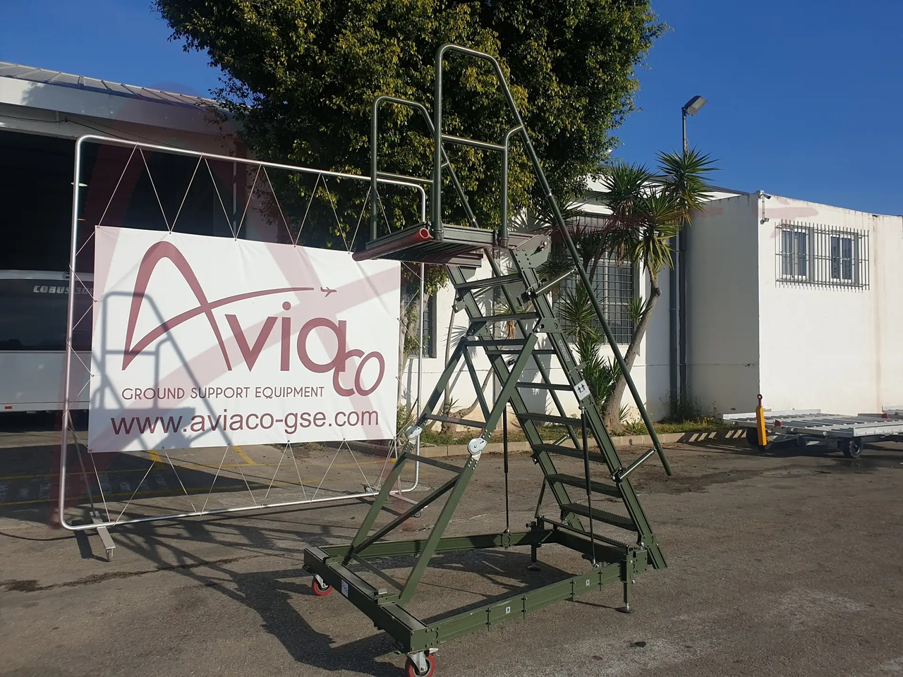 TEST-FUCHS CLT-1 - Schody pre cestujúcich: obrázok 2 TEST-FUCHS CLT-1 - Schody pre cestujúcich: obrázok 2