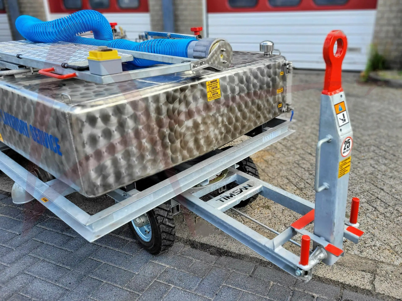 TIMSAN LSC300/700E - Vozidlo na obsluhu toaliet lietadiel: obrázok 2 TIMSAN LSC300/700E - Vozidlo na obsluhu toaliet lietadiel: obrázok 2