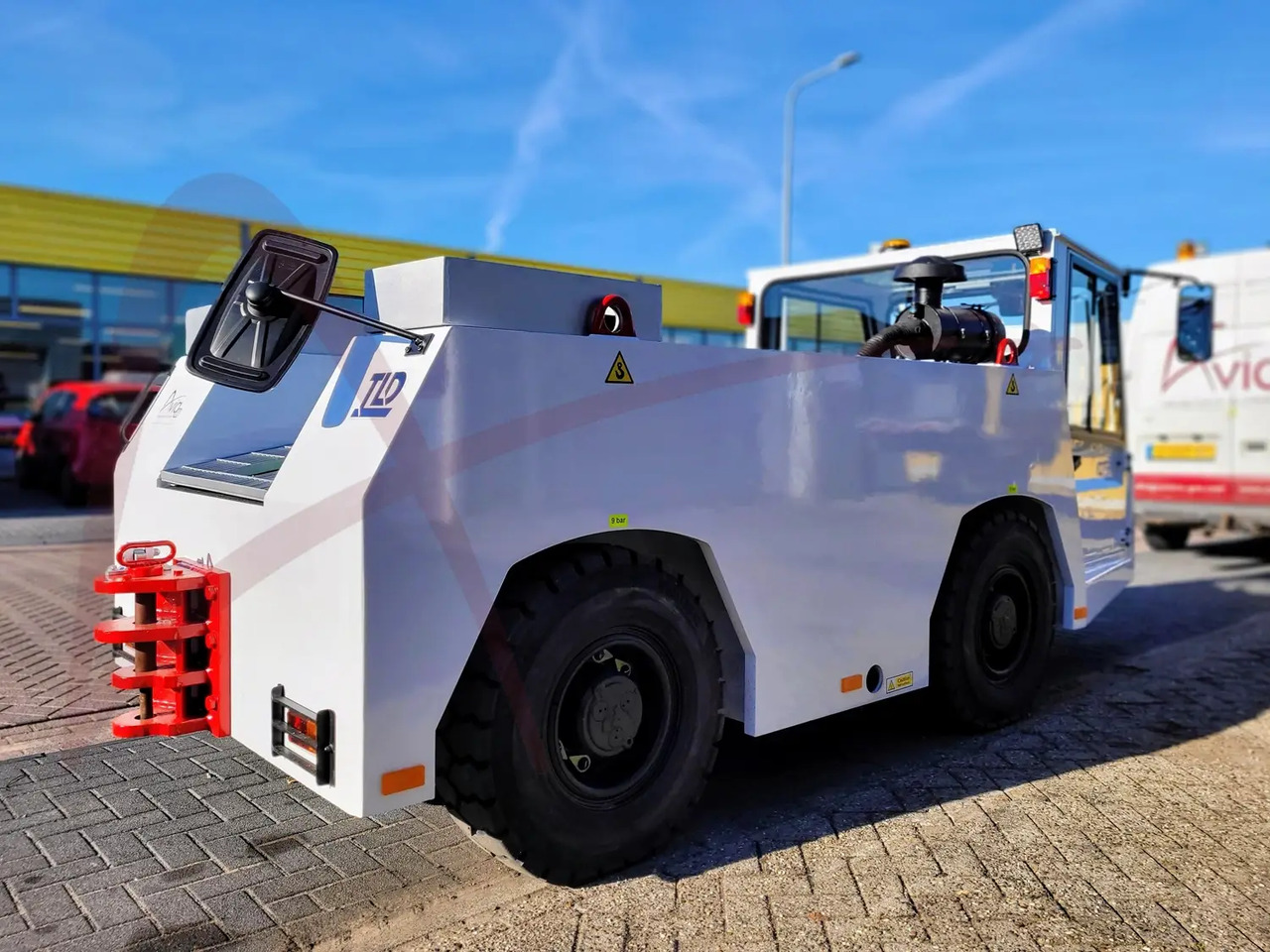 TLD TMX-100 - Ťahač lietadiel: obrázok 2 TLD TMX-100 - Ťahač lietadiel: obrázok 2