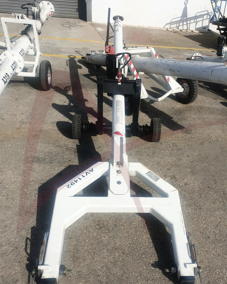 FLADUNG FSST MD80/DC9 - Vybavenie letiskových plôch: obrázok 2 FLADUNG FSST MD80/DC9 - Vybavenie letiskových plôch: obrázok 2