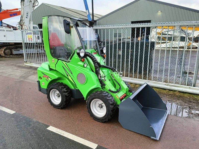 Avant M420 MSDNT mini shovel loader lader 980 kg CE - Pásový šmykom riadený nakladač: obrázok 3 Avant M420 MSDNT mini shovel loader lader 980 kg CE - Pásový šmykom riadený nakladač: obrázok 3