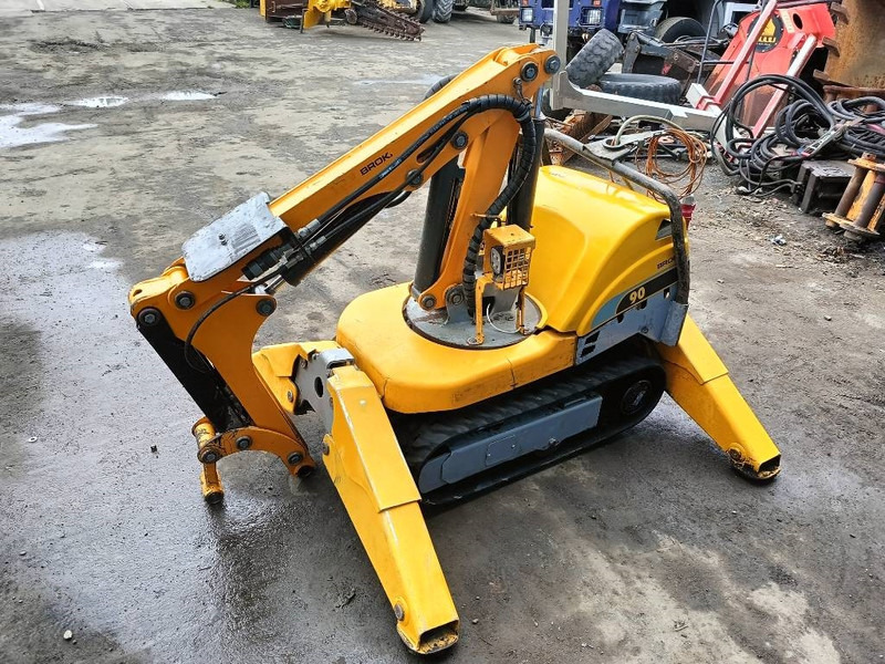 Pásové rýpadlo Brokk 90 husqvarna robot remote excavator digger: obrázok 9 Pásové rýpadlo Brokk 90 husqvarna robot remote excavator digger: obrázok 9