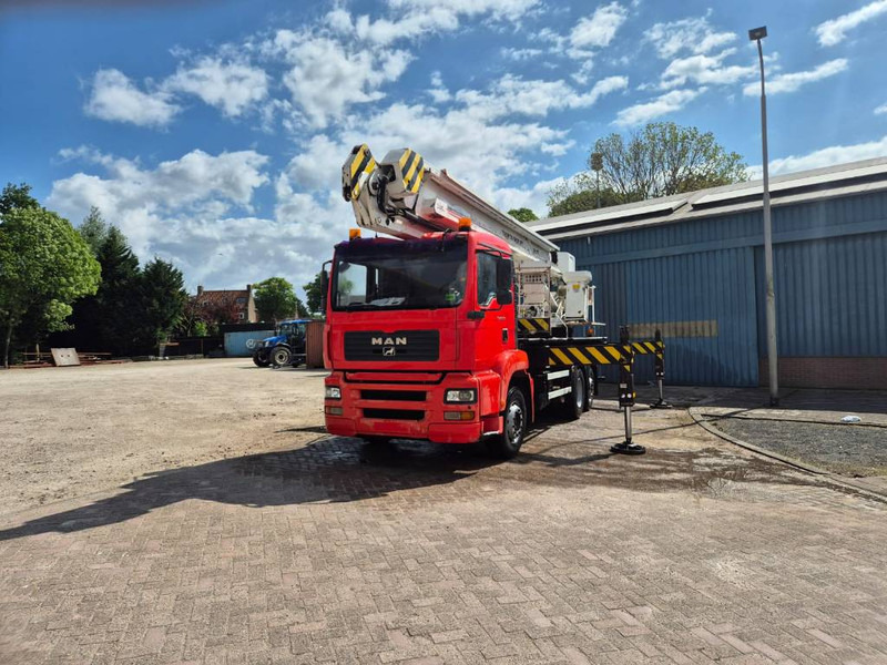 Bronto skylift 28-2T1 28 m hi lift hoogwerker MAN TGA 26. - Automobilová plošina: obrázok 2 Bronto skylift 28-2T1 28 m hi lift hoogwerker MAN TGA 26. - Automobilová plošina: obrázok 2