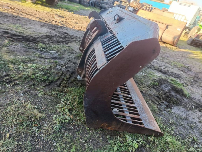 Puinbak 2,6 m JCB eurostill verachtert netjes - Lyžica pre Stavebné stroje: obrázok 5 Puinbak 2,6 m JCB eurostill verachtert netjes - Lyžica pre Stavebné stroje: obrázok 5