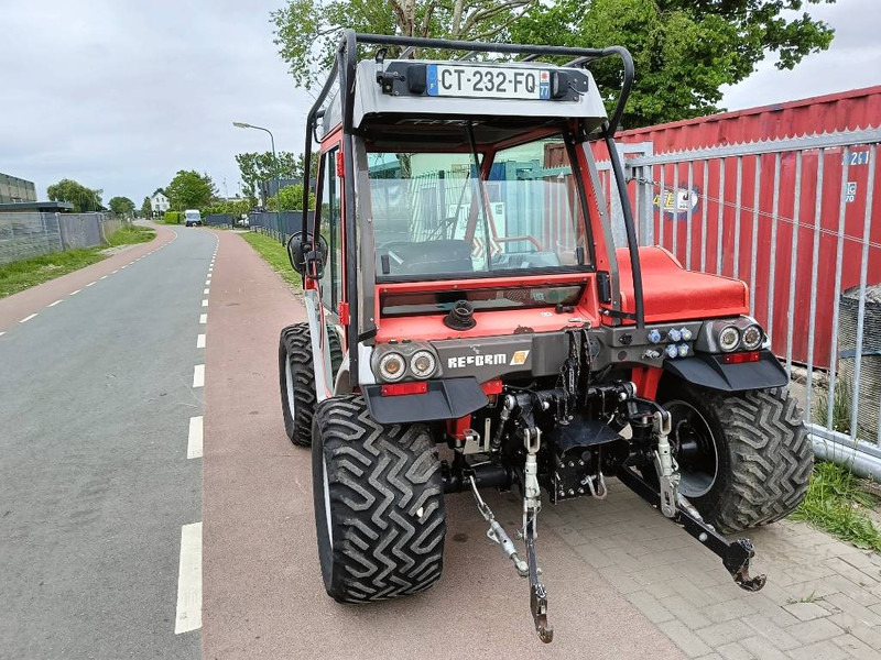 Reform Metrac H7 X maaier werktuigdrager 51kw 3,4 ton pto - Kompaktný traktor: obrázok 4 Reform Metrac H7 X maaier werktuigdrager 51kw 3,4 ton pto - Kompaktný traktor: obrázok 4