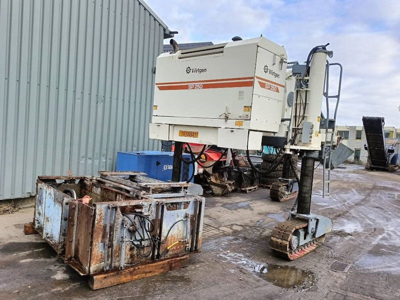 Wirtgen SP 250 500 beton bekisting machine sleep - Finišer: obrázok 4 Wirtgen SP 250 500 beton bekisting machine sleep - Finišer: obrázok 4