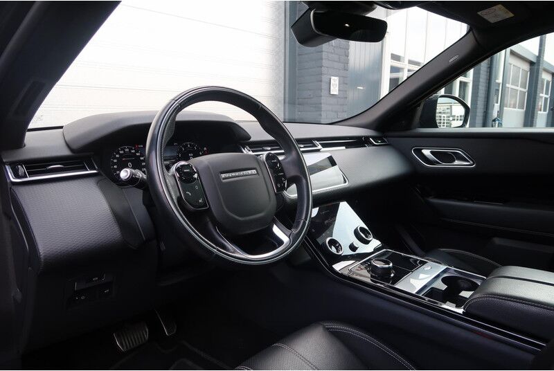 Land Rover Range Rover Velar 2.0 I4 Turbo AWD R-Dynamic P300S HSE PANO/ LED/ MEMORY/ CAMERA/ ACC/ KEYLESS/ TREKHAAK - SUV: obrázok 3 Land Rover Range Rover Velar 2.0 I4 Turbo AWD R-Dynamic P300S HSE PANO/ LED/ MEMORY/ CAMERA/ ACC/ KEYLESS/ TREKHAAK - SUV: obrázok 3