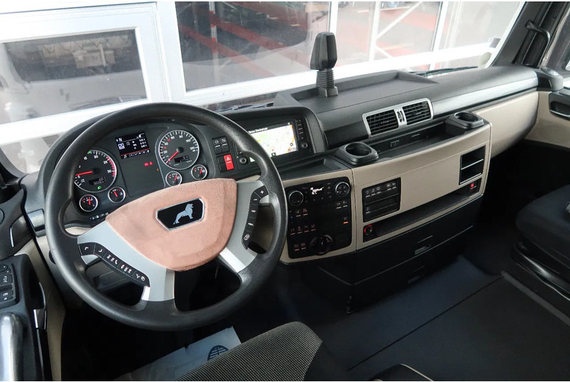 MAN TGX 26.580 6X2/4 RETARDER/ STEERED-PUSHER/ PTO/ ETC - Ťahač: obrázok 2 MAN TGX 26.580 6X2/4 RETARDER/ STEERED-PUSHER/ PTO/ ETC - Ťahač: obrázok 2